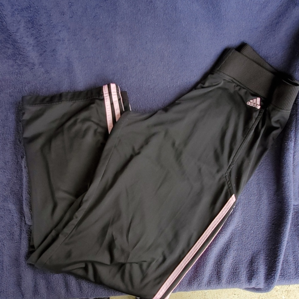 Adidas trio pink
